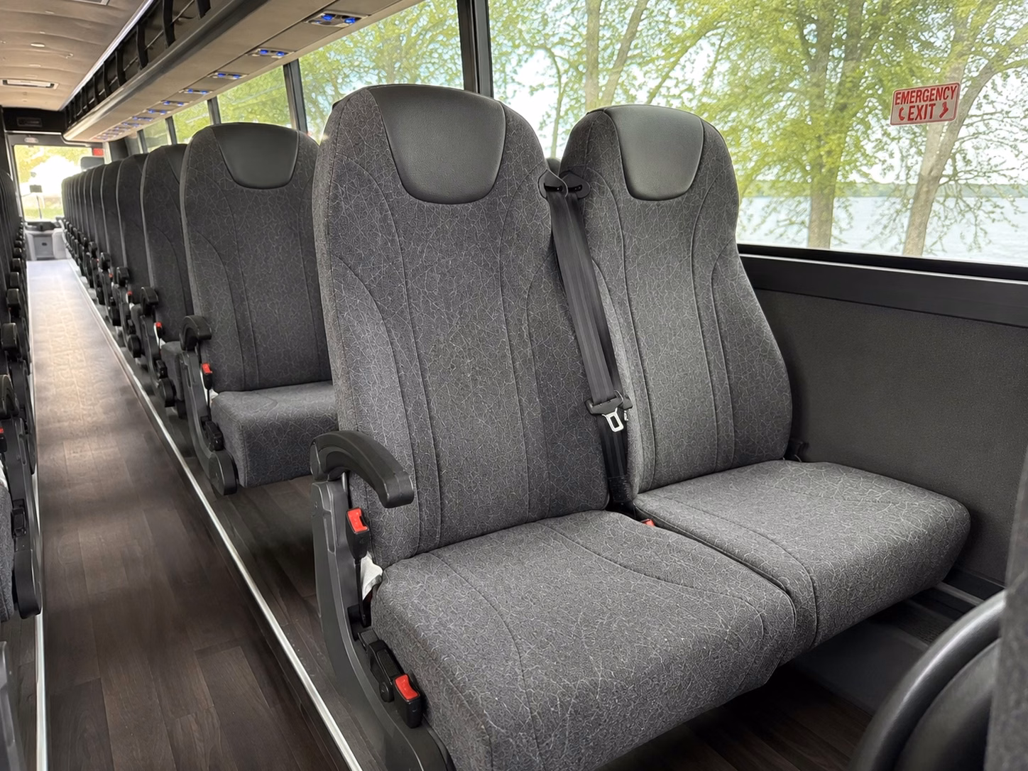 book a charter bus for convention and corporate airport arrivals in houston