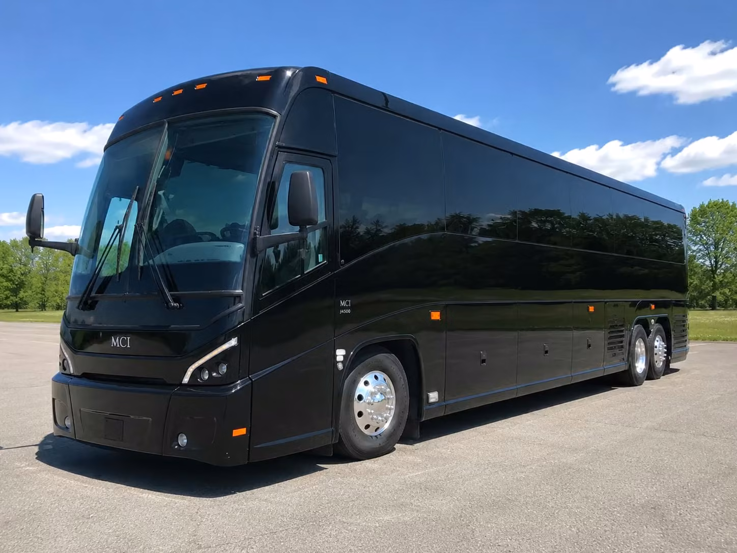 charter buses for houston corporate retreats and team building events
