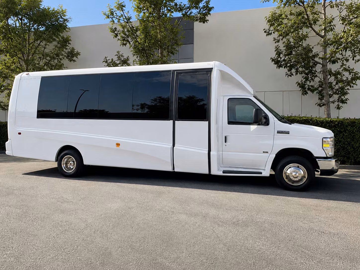 coachbushouston com can help houston prom groups book minibuses for smaller squads